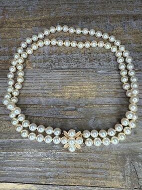 Vintage Majorca Double-Strand Cream Faux Pearl Necklace with Floral Clasp